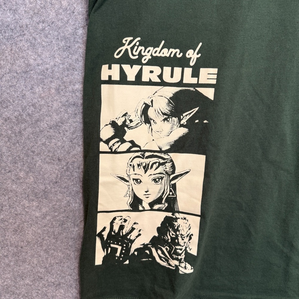 Legend of Zelda Kingdom of Hyrule Shirt Tee Men Large Link Graphic Triforce Rare - Picture 2 of 12
